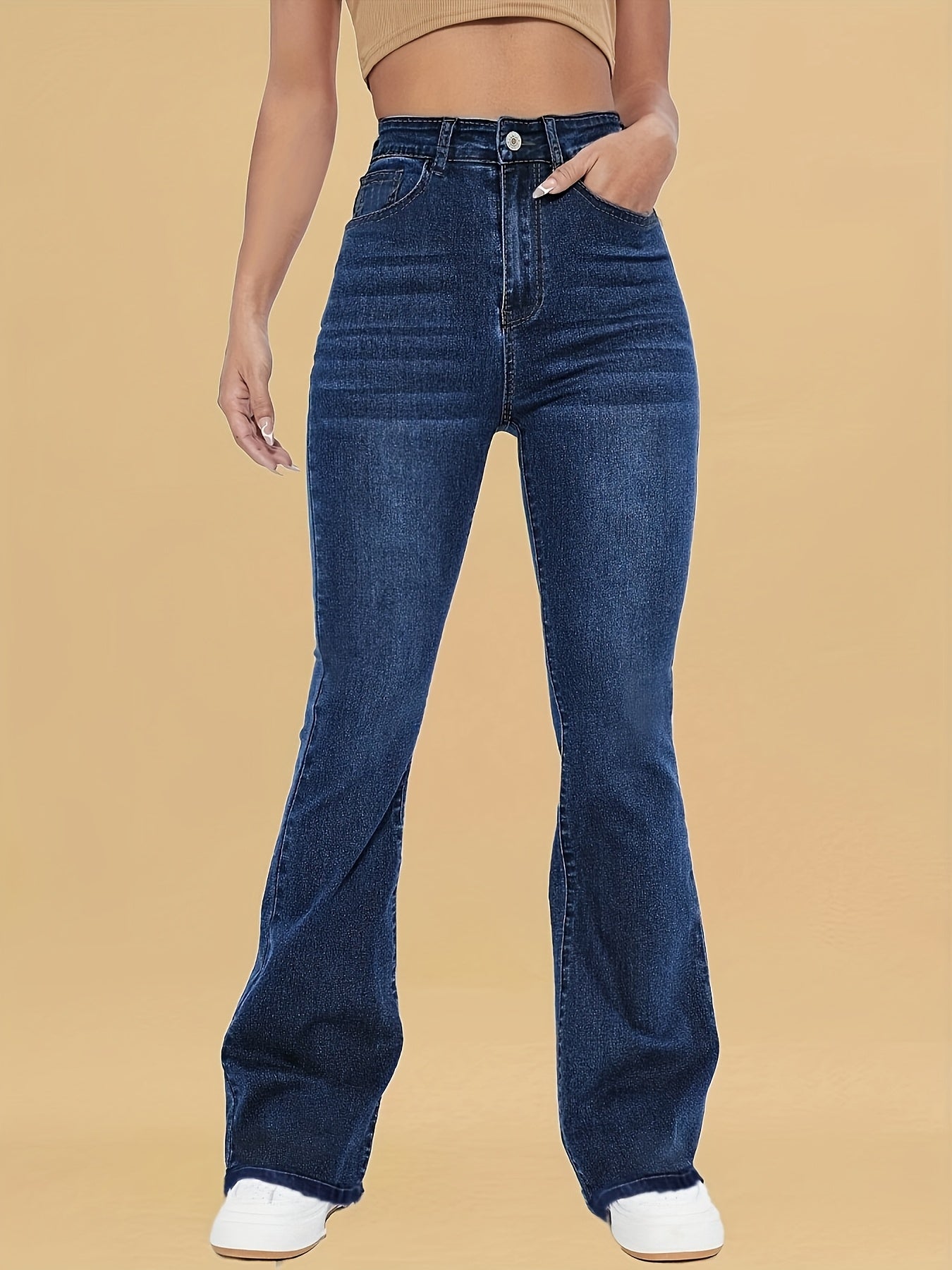 Ines - Modern Chic Flare Jeans
