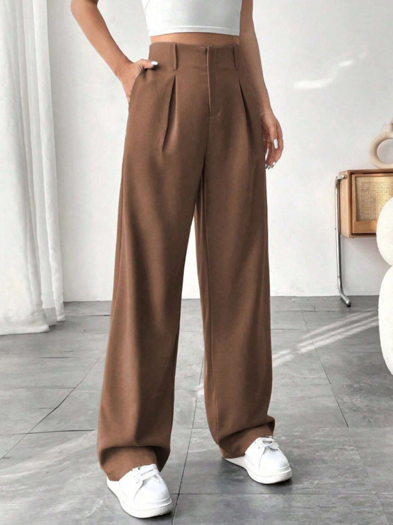 Belisima – Elegant Pleated Wide-Leg Office Trouser