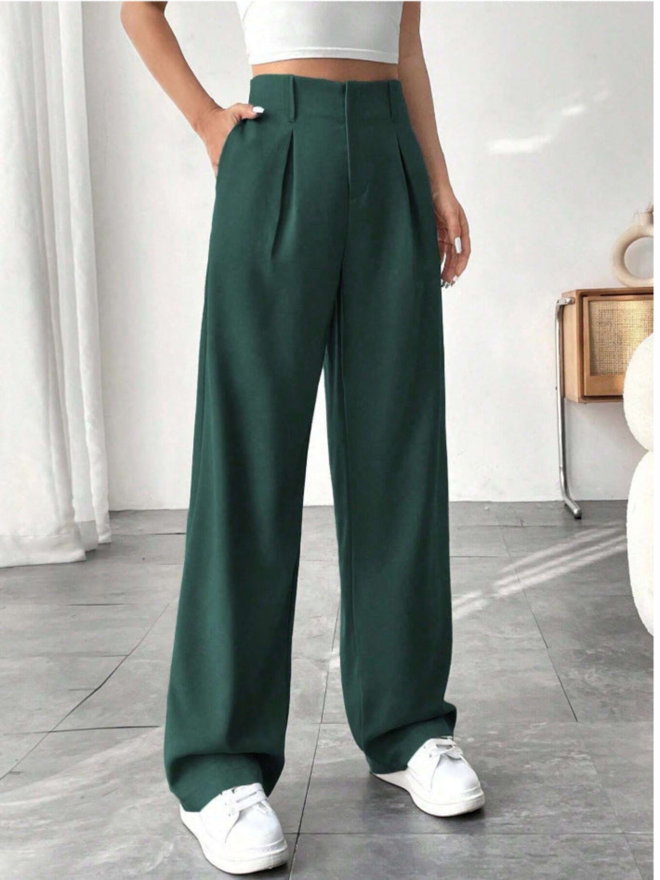 Belisima – Elegant Pleated Wide-Leg Office Trouser