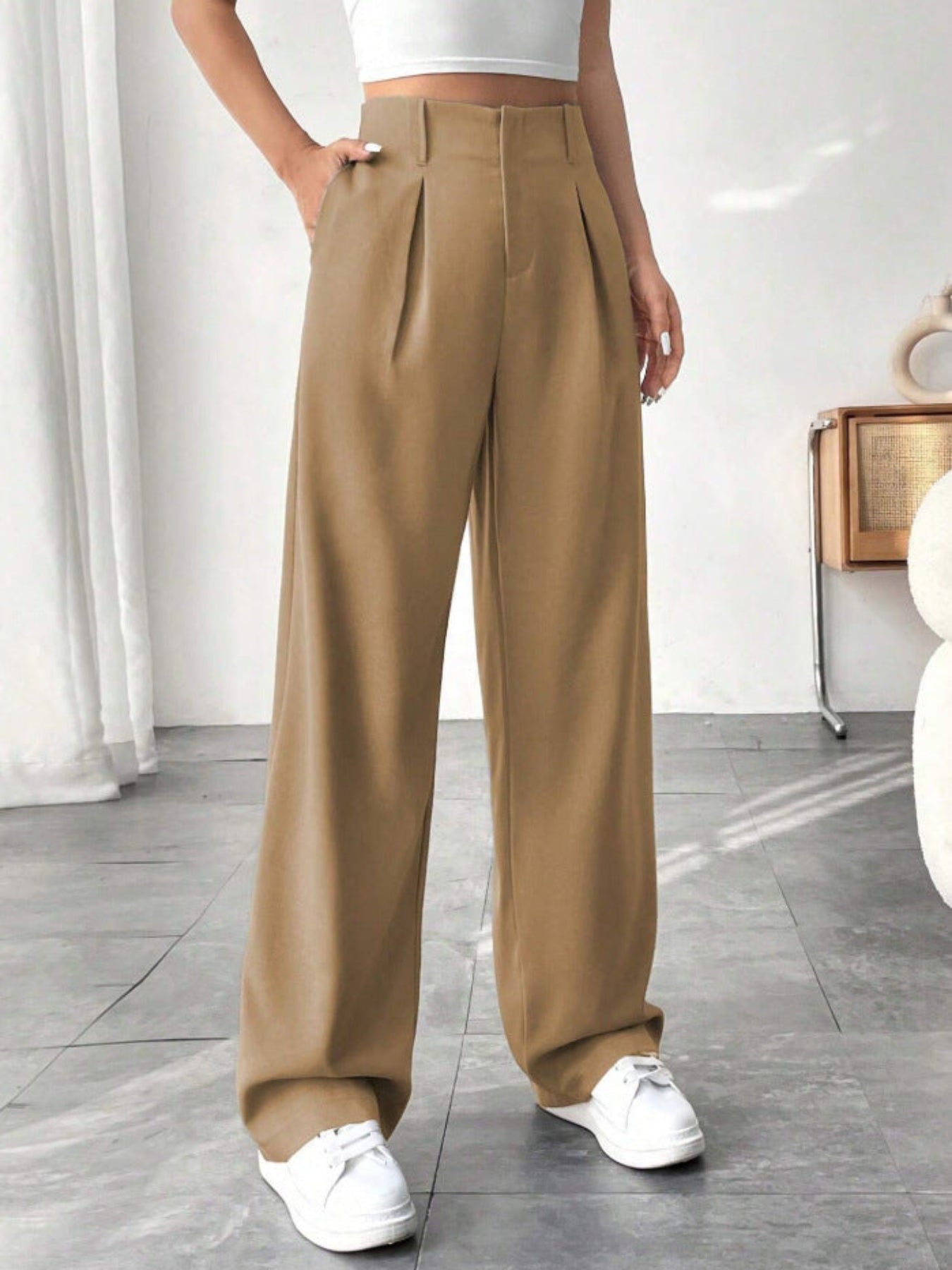 Belisima – Elegant Pleated Wide-Leg Office Trouser